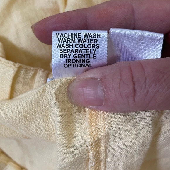 Flax Yellow Capris with Relaxed Fit and Elastic Waistband - Picture 4 of 4